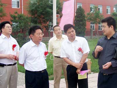 北京房山区领导参观皮卡式消防车演习