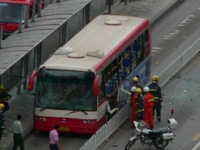 云南昆明21日凌晨连续发生两起爆炸案