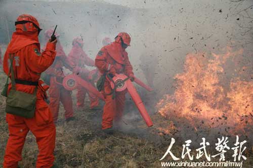 细水雾灭火 直击武警森林某部打火演练