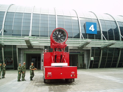 福州消防开展大空间建筑灭火救援演练