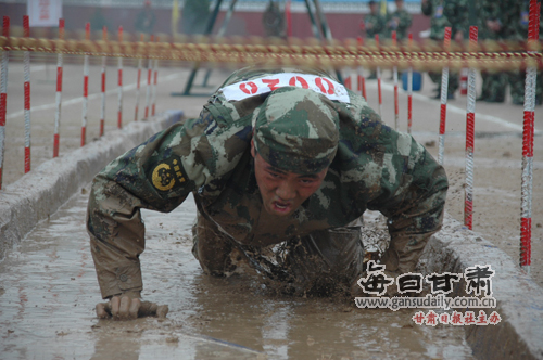 不以成败论英雄 消防大比武中的好男儿