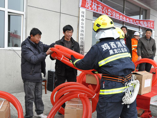 黑龙江虎林市公安消防应急救援大队成立