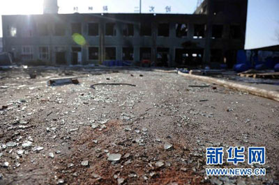 组图：大庆一化工厂发生爆炸 9人当场死亡