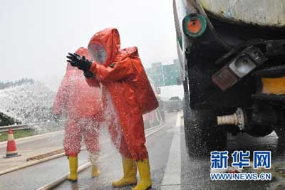 组图：沪昆高速湖南湘潭段多起连环车祸1死