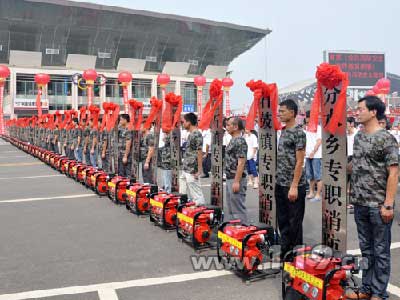 组图：湘潭52个乡镇率先建三级救援体系