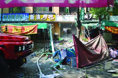 伊春河西市场一药店煤气罐爆炸 2死亡3伤