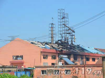 化工厂车间发生爆炸 连云港消防紧急救援