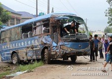 台风宝霞致菲律宾110多人死亡 6万人无家可归