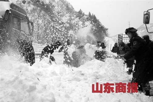 北方多地降大到暴雪 北京局部积雪近半米/图