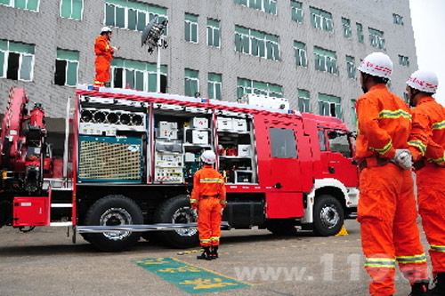 中山365万购先进抢险救援车 全省仅两台