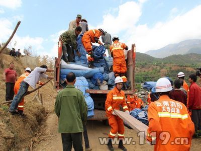 云南大理5.0级地震 消防全力抗震救灾