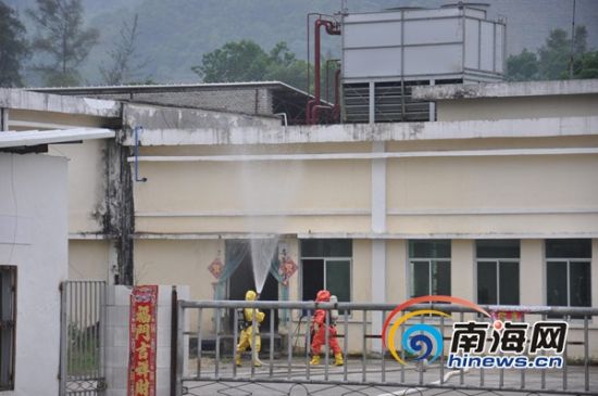 海口屠宰场液氨泄漏 消防疏散400余人