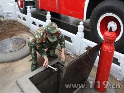 组图：海北州首座消防水鹤建成并投入使用