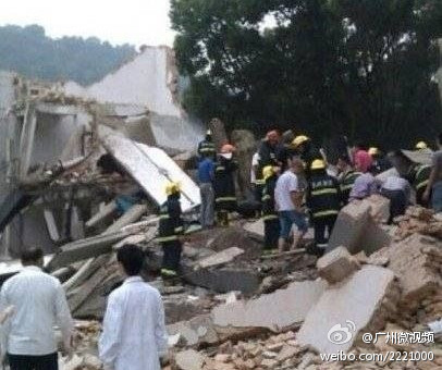 组图：直击苏州职工食堂爆炸事故救援现场