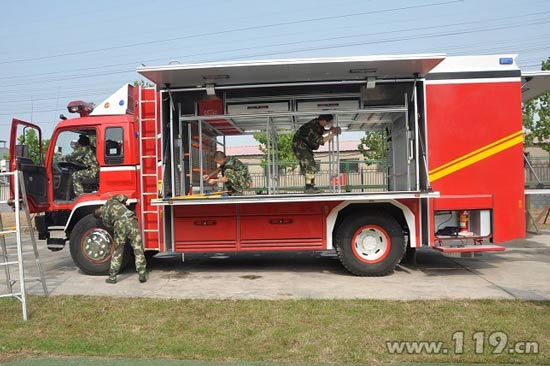 京海淀消防配发地震救援车 提升应急处突能力