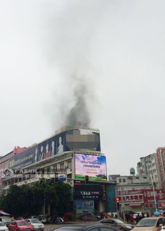 广西中医药大学制药厂六楼药剂室发生火灾