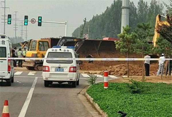 山东东营广饶发生交通事故 致9人死亡（图）