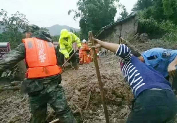 四川凉山州普格县发生泥石流 6人死亡20人失联