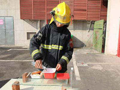 连云港消防提醒：“自热食品”够方便也有“危险”