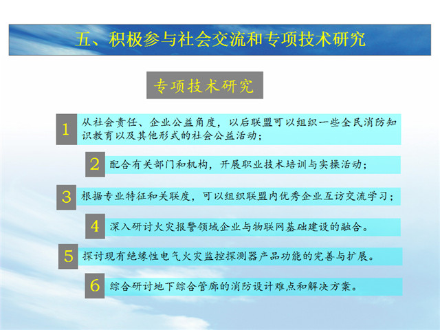 李引擎：在多元的平凡中稳步前行