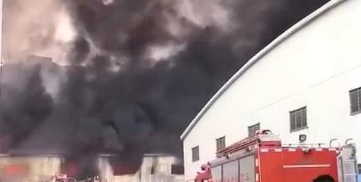 江门厂房发生火灾 相关责任人已被警方控制