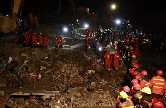 四川叙永山体滑坡事故已救出8人 其中3人送医途中死亡