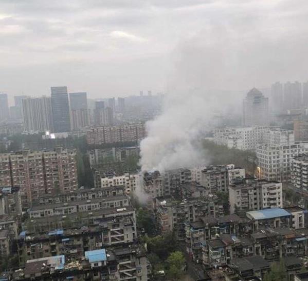 武汉警方通报“燃爆事故”：1人受伤 系燃气外泄引发