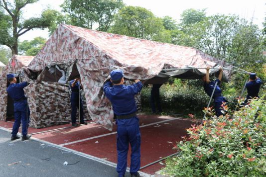 萍乡支队举行战勤保障跨区域抗洪抢险救援实战拉动演练