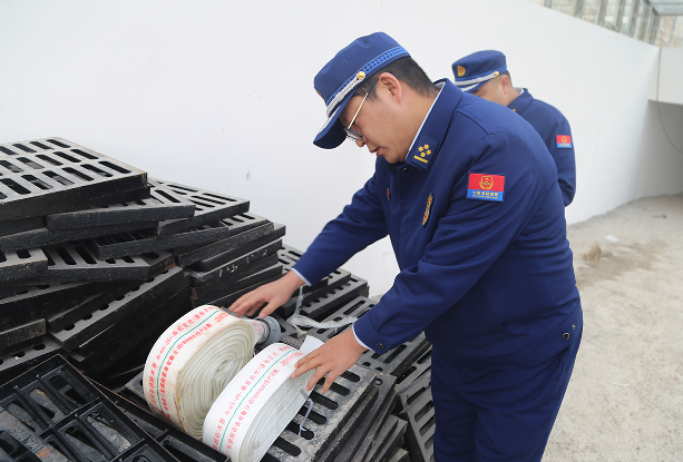 奉节消防抽查在建工地消防产品质量