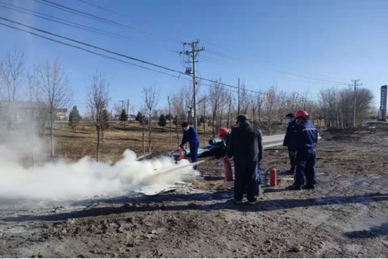 我为群众办实事——塔城消防走进液化天然气站传授灭火“实战术”