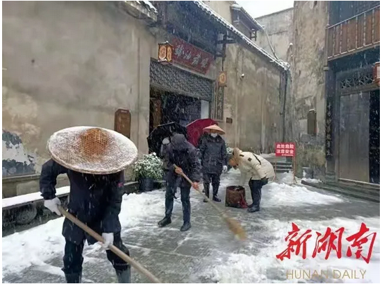 积极防范 保民所需 多地应急管理部门全力应对寒潮雨雪冰冻天气