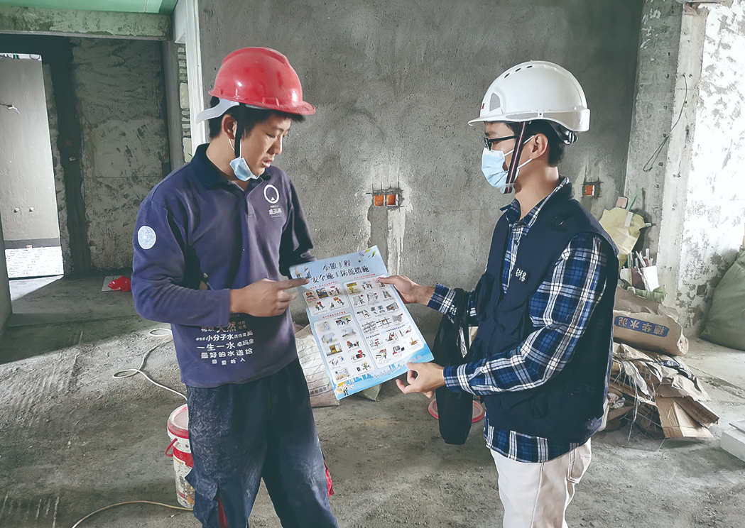 对着标准查 奔着问题去 盯着实效改 ——深圳市全力防范化解重大安全风险纪实