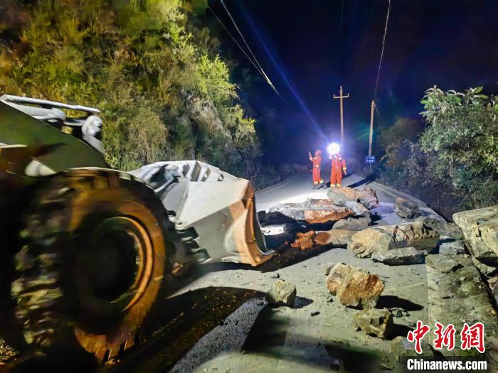 地震预报专家：马尔康地震属震群型地震 发生更大余震可能性不大