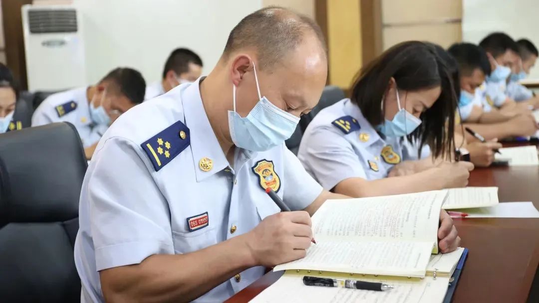 学习进行时：云南省森林消防总队集中学习研读《习近平谈治国理政》（第四卷） 在感悟思想伟力中凝聚奋进力量