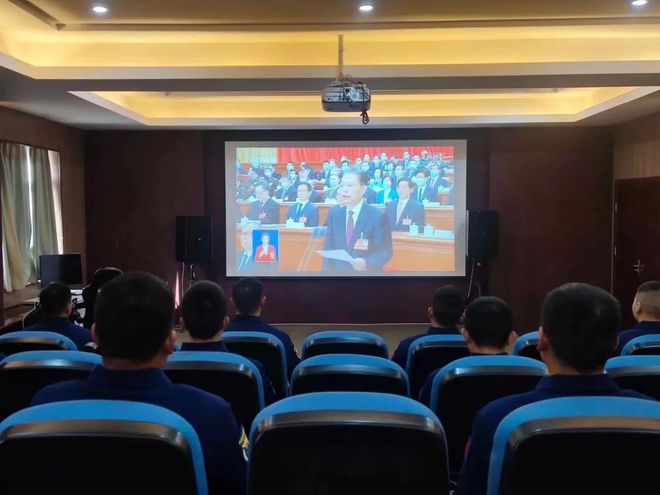 学习两会精神 凝聚奋进力量丨随州消防掀起学习全国“两会”精神热潮