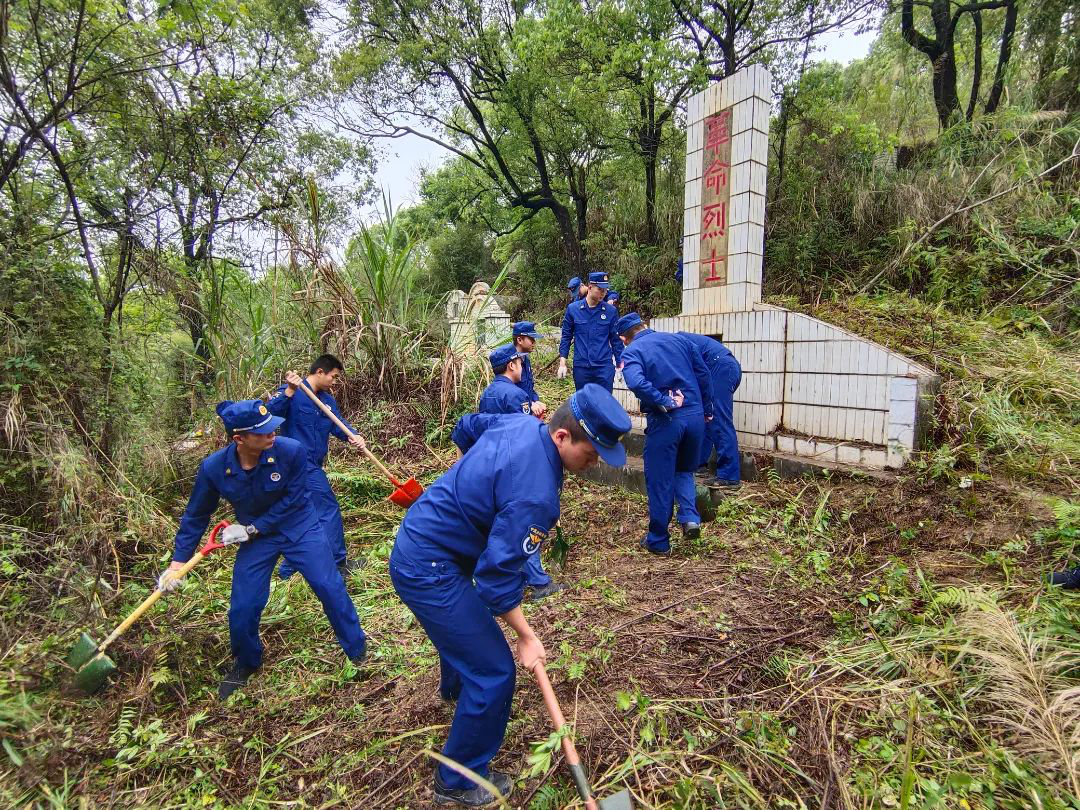 广东：缅怀消防先烈 传承红色精神——多地开展清明节祭奠先烈活动