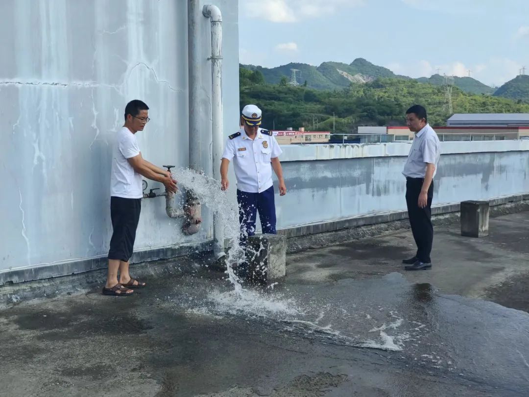 开学啦！遵义消防全力护航校园开学季！